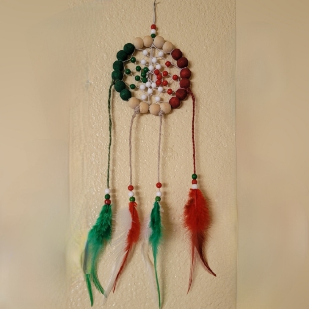 🪶Handmade Yaqui Dreamcatcher Red, Green, White, Indigenous Art 🪶 NEW